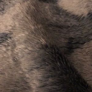 Meet your Posher, Edith